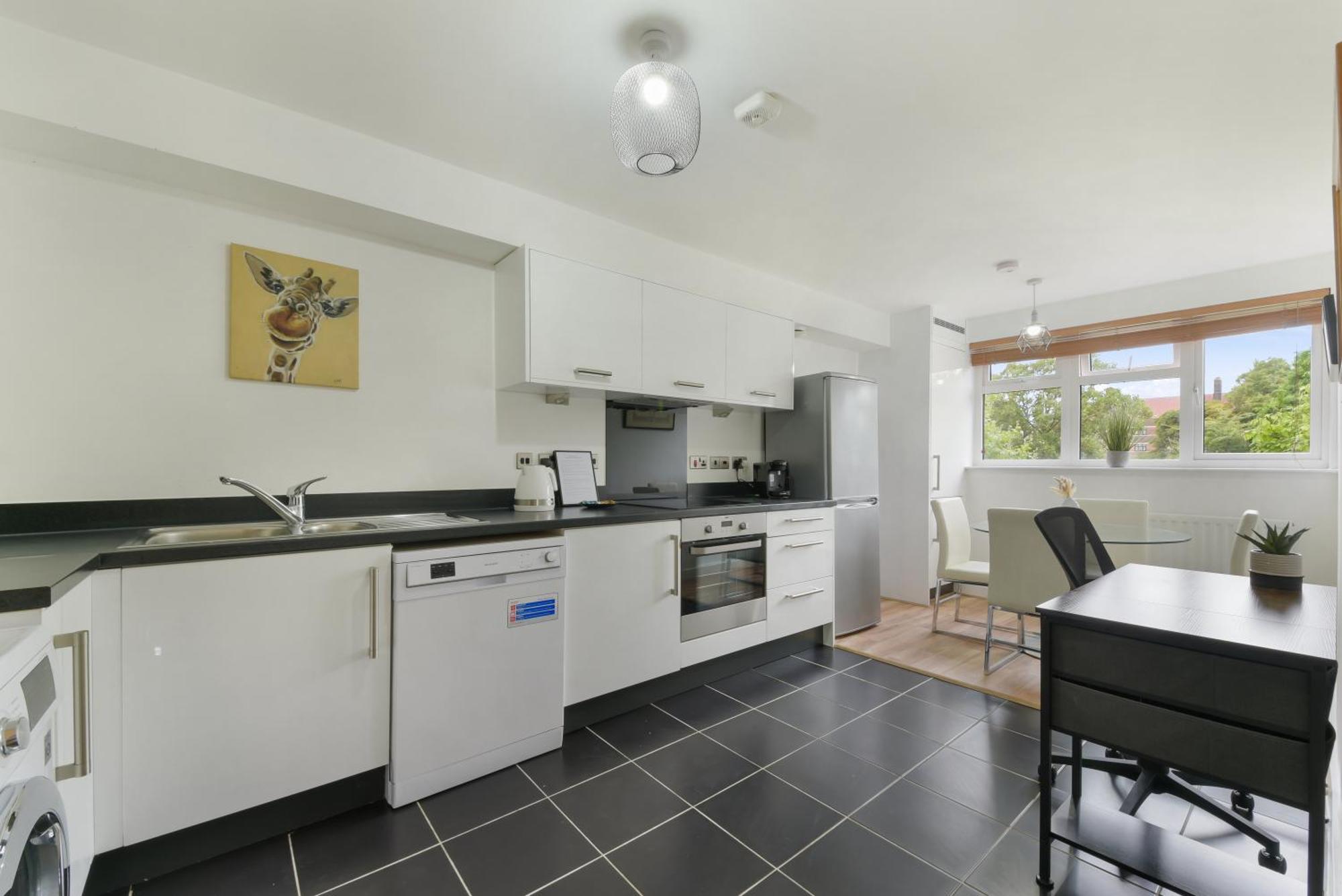 Spacious, Quiet And Modern Apartment London Kültér fotó